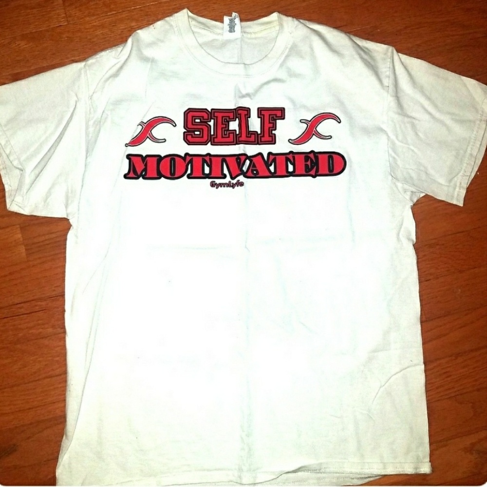 SELF MOTIVATED" BRAND NEW UNISEX TEE.